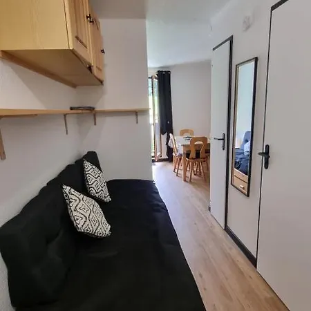 De Station Renovee Avec Parking Apartment Habere-Poche
